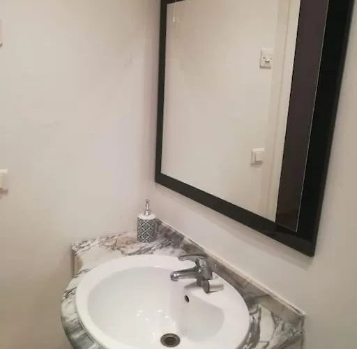 Nid Du Masse Avec Parking Lejlighed