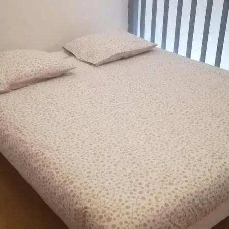 Daire Nid Du Masse Avec Parking